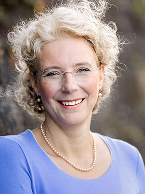 Sylvia Nogens